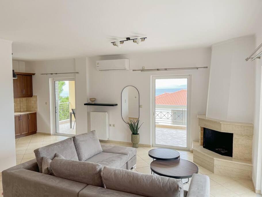 Afroditi'S Apartment Superb View Gíthio Kültér fotó